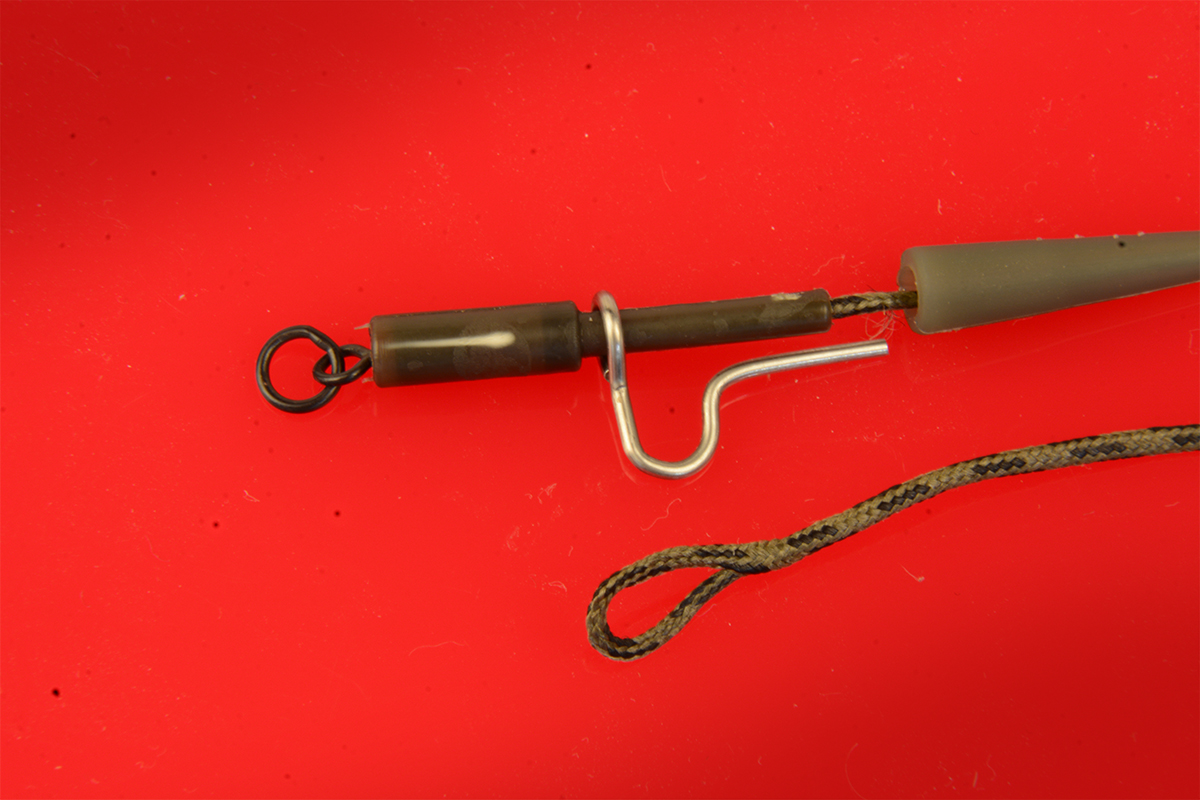 CARP EXPERT LEADCORE SAFETY CLIP RIG WITH RING SWIVEL 3 PCS/BAG